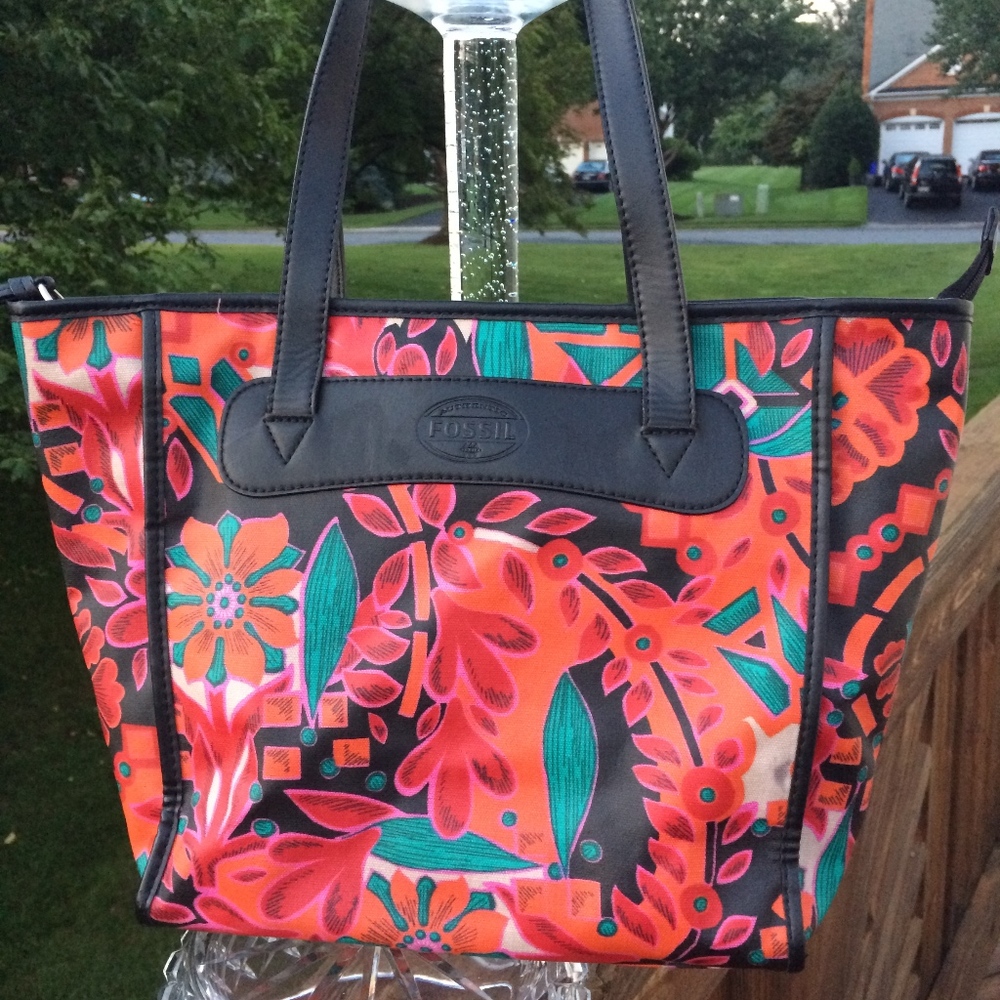 Fossil Zip Pattern Shoulder Bag